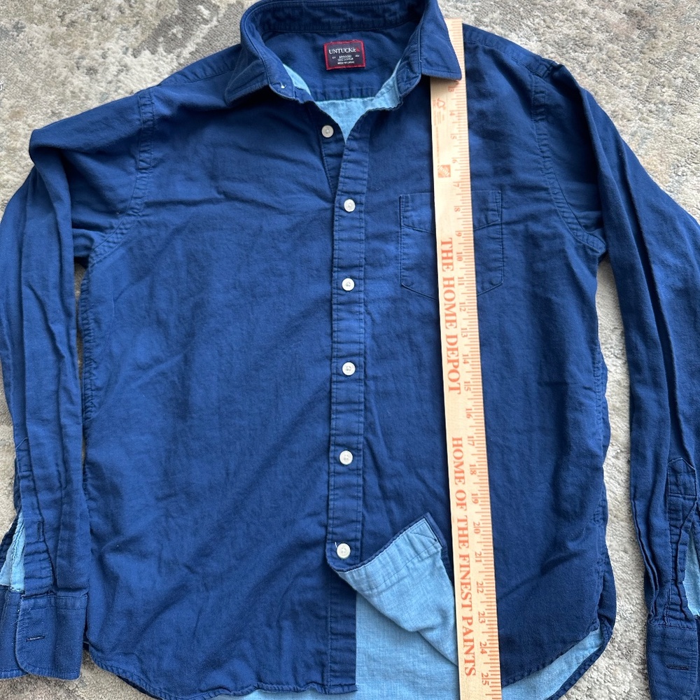 Untuckit men's medium double gauze shirt